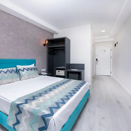 Hotel Armas Sunrise Lara 4*