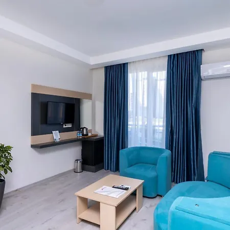 Armas Sunrise Lara 4*